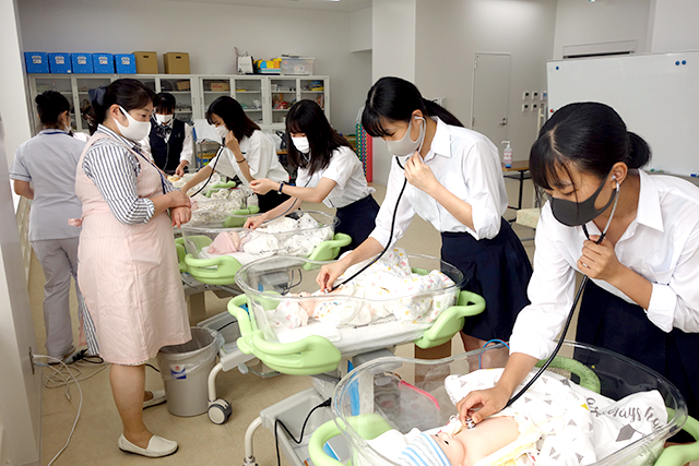 横浜市医師会聖灯看護専門学校 | 学校案内、資料請求はコチラ